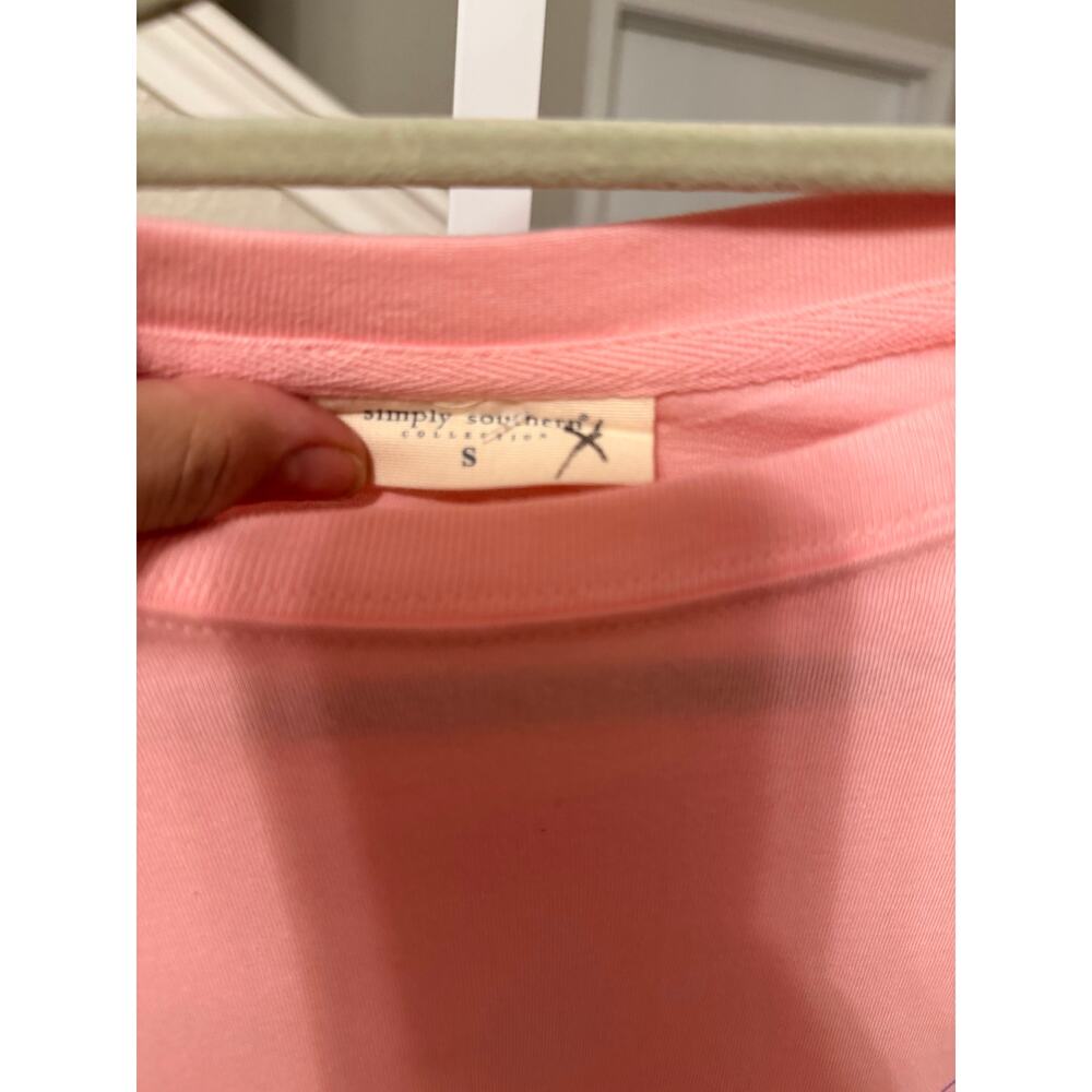Simply southern love you pink long sleeve graphic Tee Size Small NWT - Picture 3 of 3